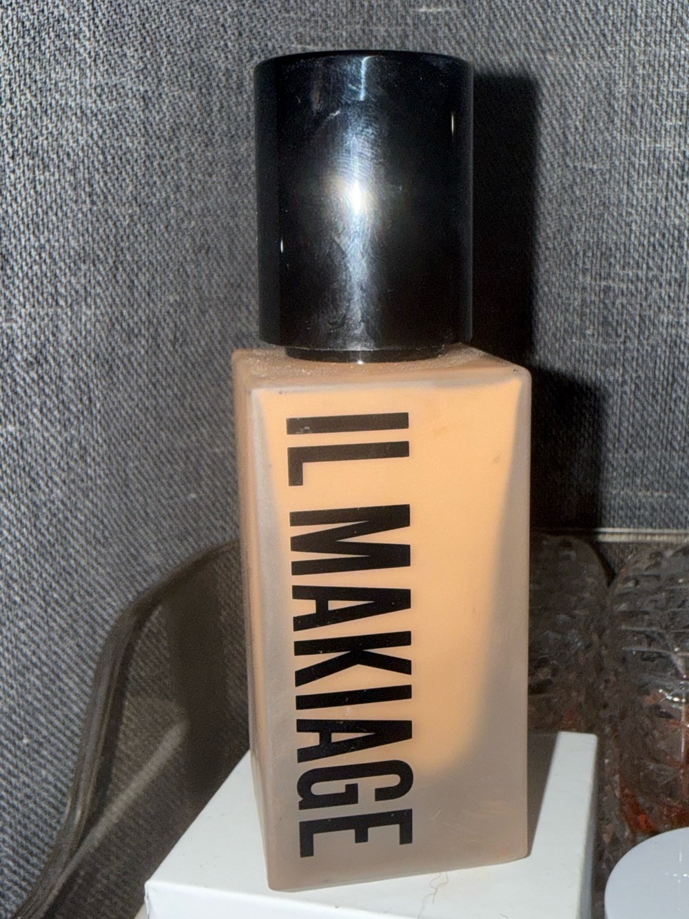 IL MAKIAGE Woke Up Like This Liquid Foundation - 105